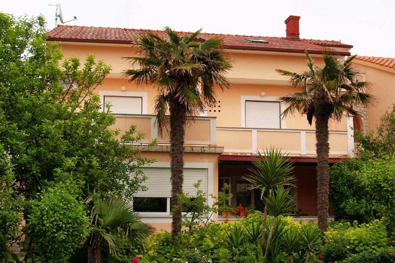 Apartments With A Parking Space Palit, Rab - 5028 Exterior photo