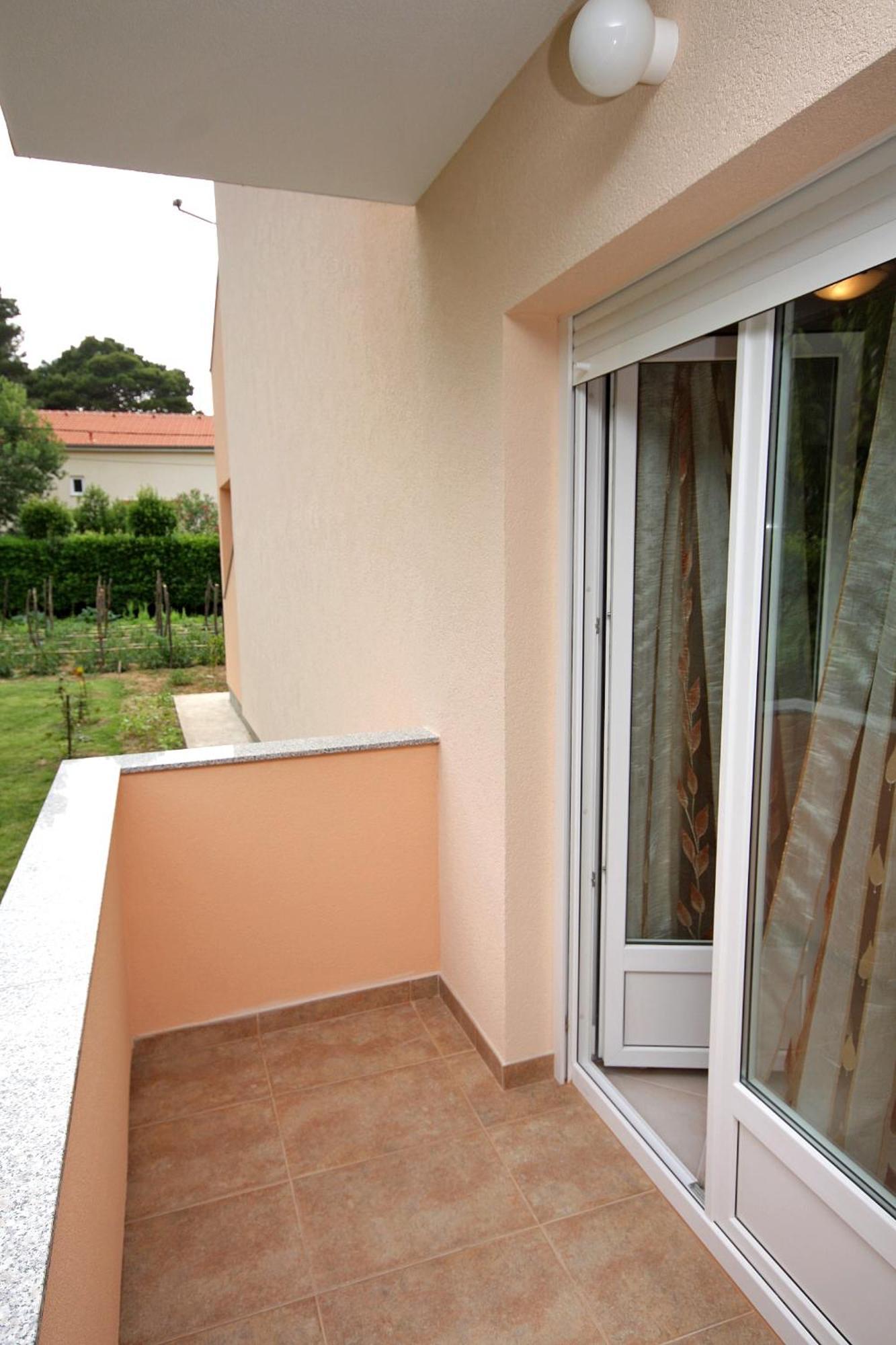 Apartments With A Parking Space Palit, Rab - 5028 Exterior photo