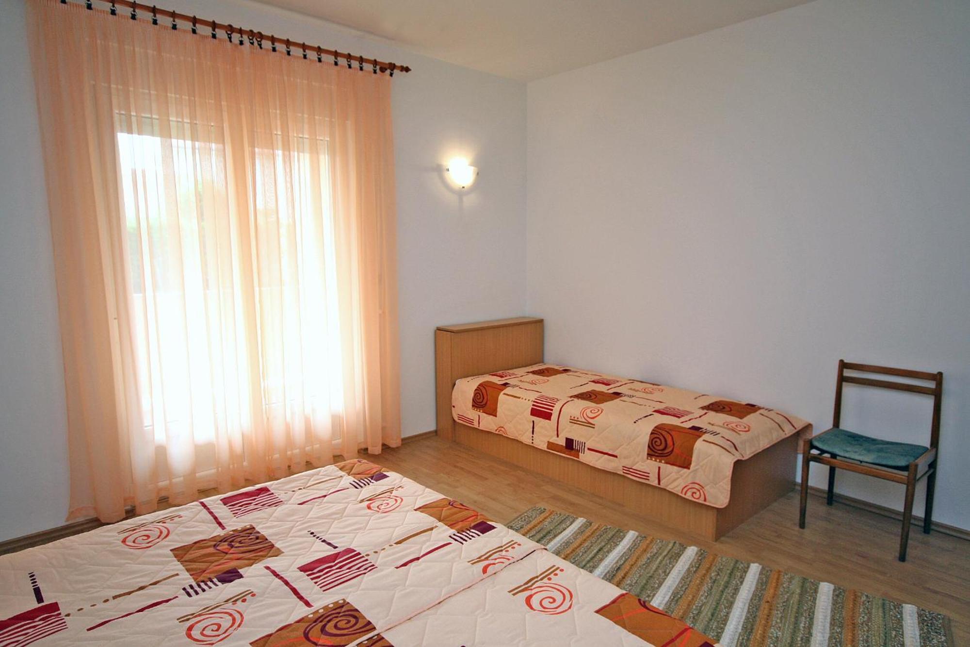Apartments With A Parking Space Palit, Rab - 5028 Room photo
